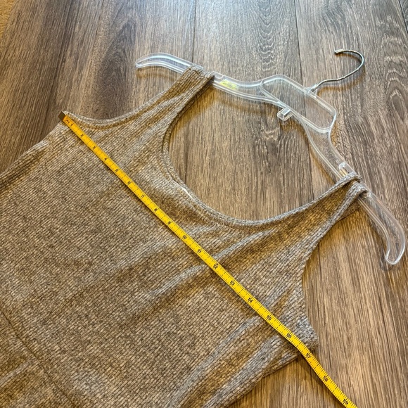 Daily Ritual Ribbed Gray Midi Dress - Picture 6 of 6